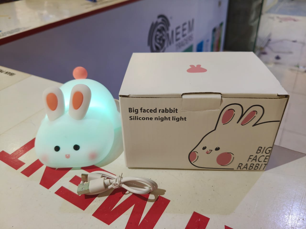 Big Face Rabbit Silicone Night Light – Rechargeable Dimmable Bunny Lamp for Kids & Nursery - Image 4