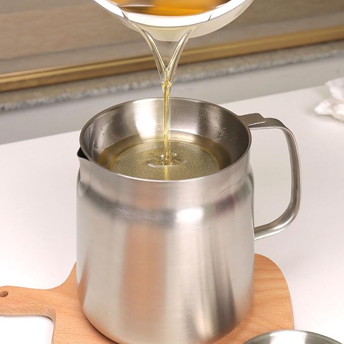 Stainless Steel Oil Filter Pot with Strainer – 304 Kitchen Oil Fryer & Storage Vessel (1.5L) - Image 2