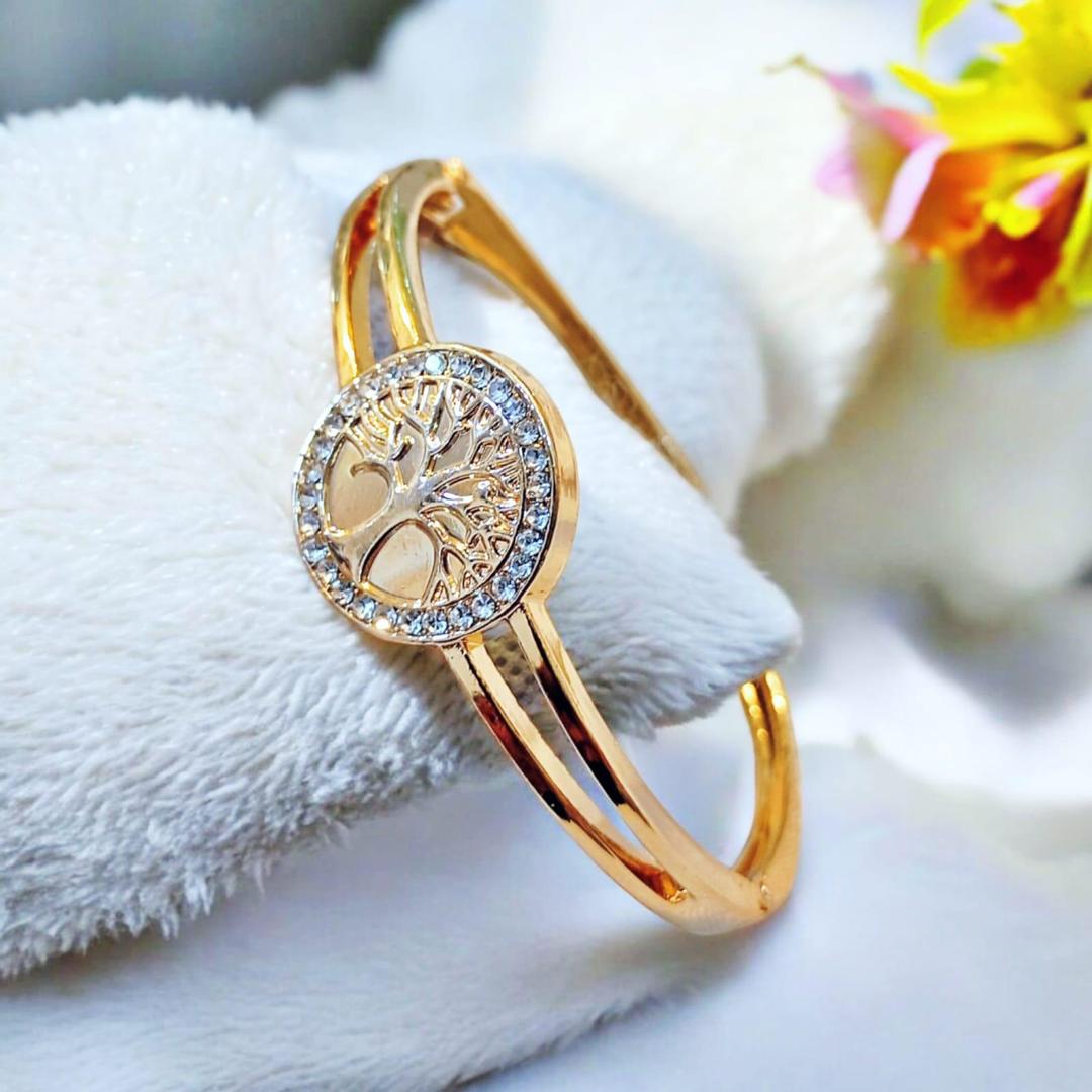 Stunning Gold Plated Kara Bracelet with White Zircon - 1 Pc Modern Design