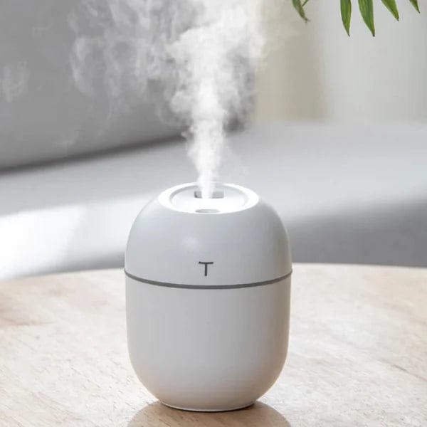 3-in-1 220ML Ultrasonic Air Humidifier and Essential Oil Aroma Diffuser – Portable Mist Maker for Home, Car, and Office - Image 2