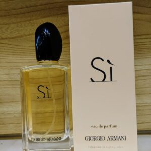 Giorgio Armani Si Women Eau De Parfum 100ml – Long Lasting Elegant Fragrance