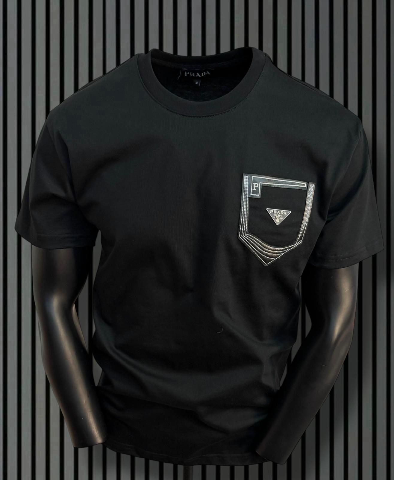 T-shirt Prada Black 1 Smart Home, Kitchen & Everyday Gadgets | XTylr T-shirt Prada Black